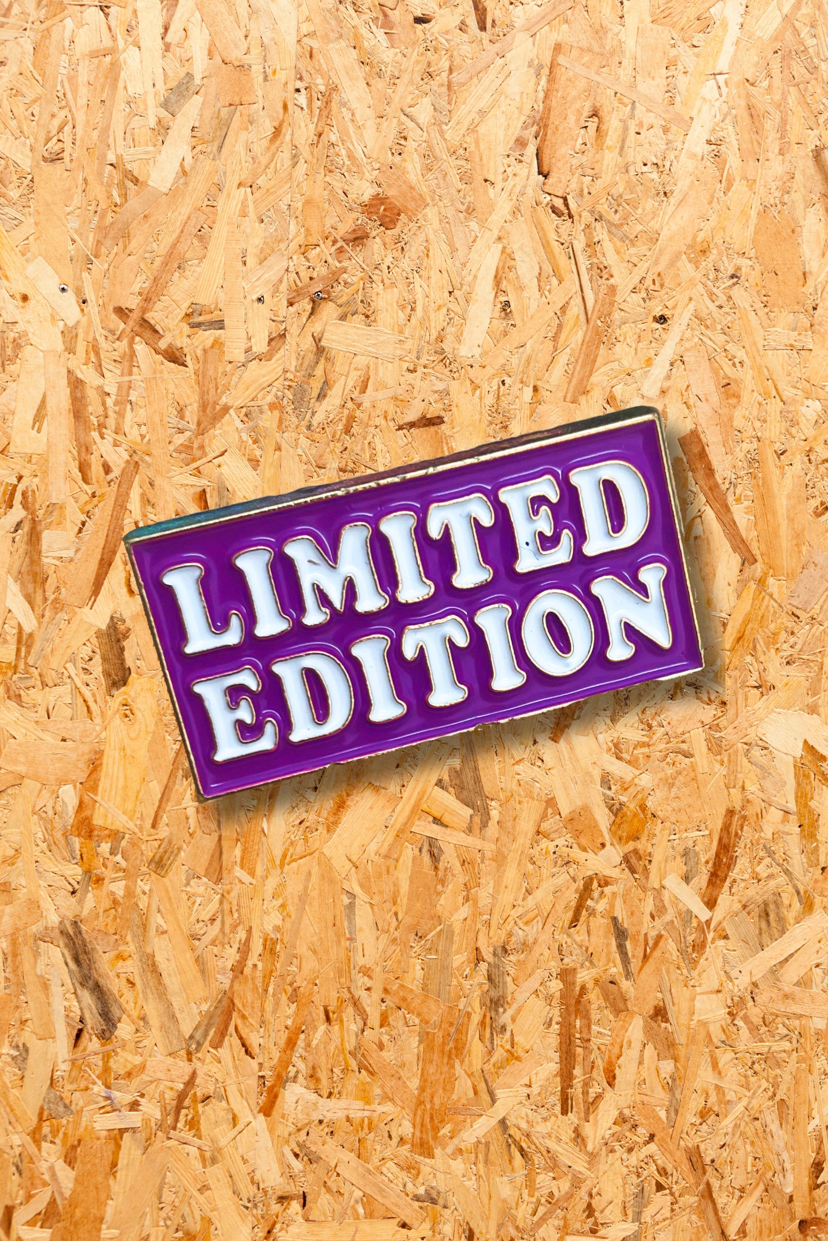 Καρφίτσα "Limited Edition"